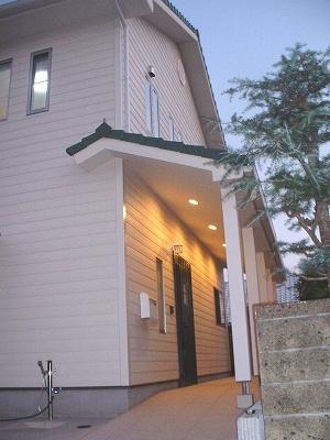 玄関アプローチ